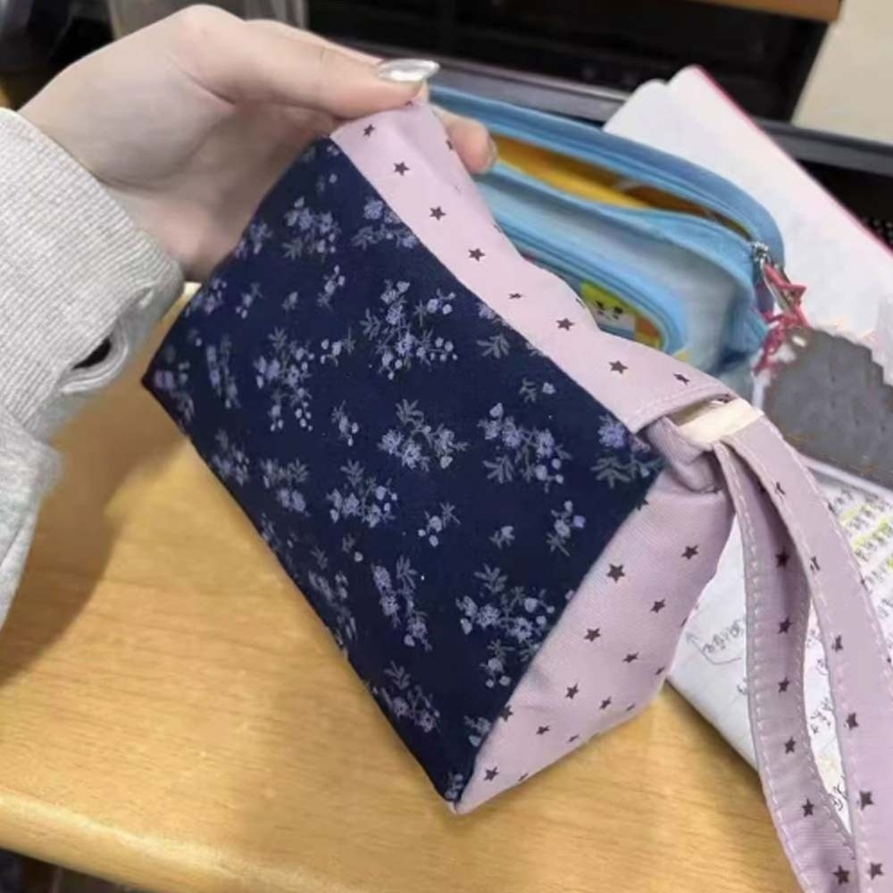 Korean Lifestyle & Kids Boutique - Lila bedruckte Make-up-Tasche mit Blumenmuster, Stern-